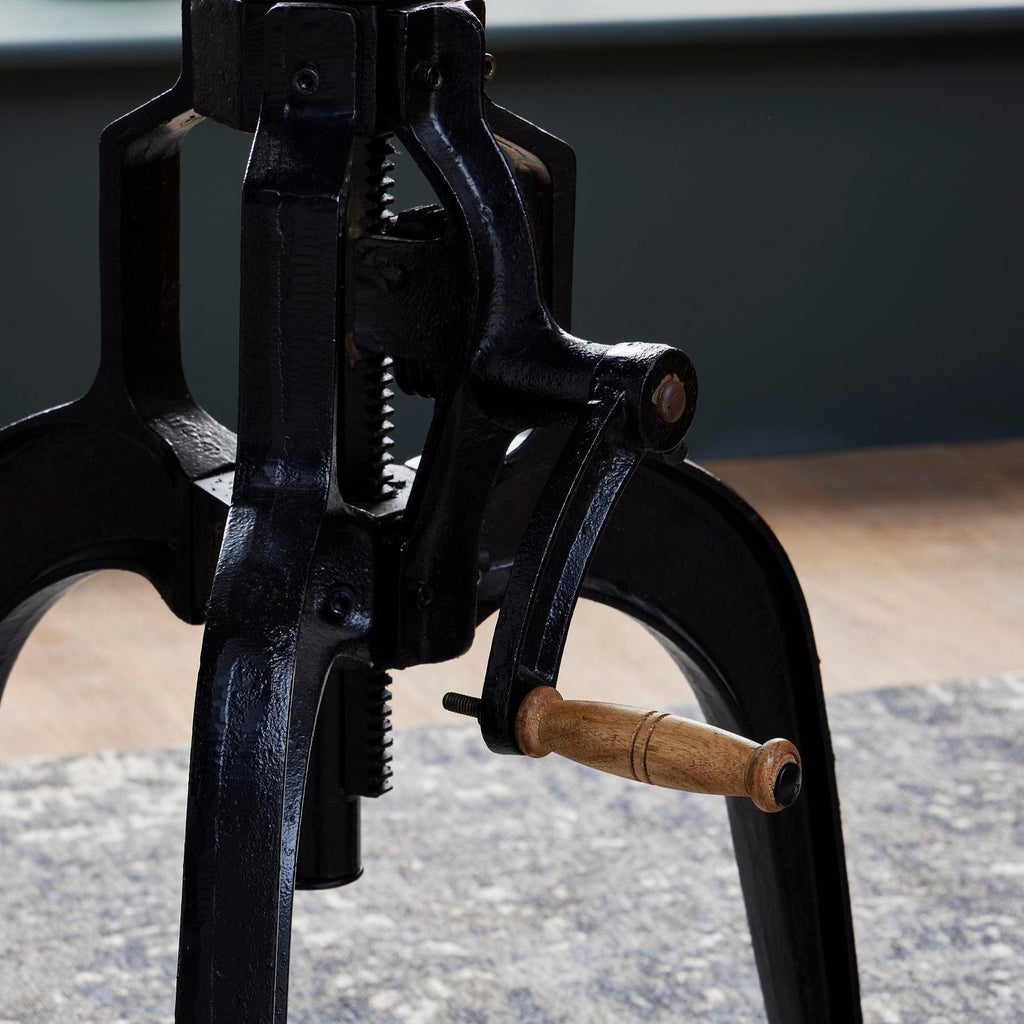 Draftsman Adjustable Bar Bistro Table legs closer